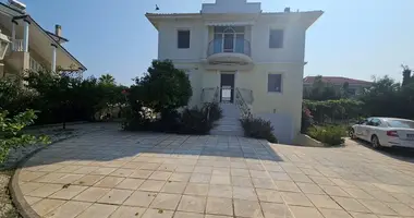 Villa 4 bedrooms in Municipality of Nea Propontida, Greece