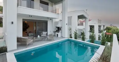 5 bedroom apartment in Polychrono, Greece