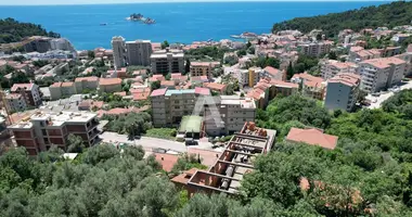 Apartment 10 bedrooms in Petrovac, Montenegro