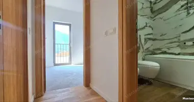 Apartamento 3 habitaciones en Dobrota, Montenegro