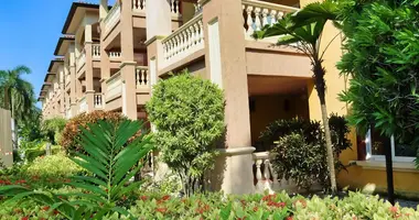 Condo 2 bedrooms in West Bay, Honduras