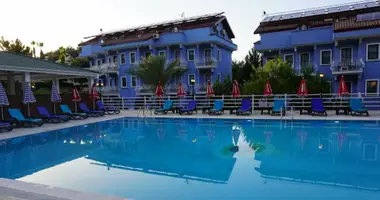 Commercial property 3 600 m² in Karakecililer, Turkey