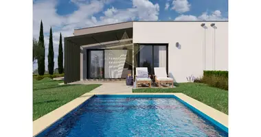 Villa 2 bedrooms with Double-glazed windows, with Air conditioner, with Swimming pool in Carvoeiro, Portugal