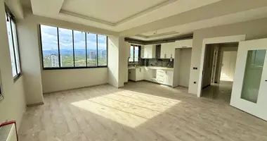 2 bedroom apartment in Mezitli, Turkey