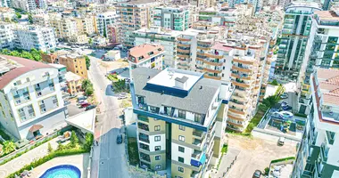 Wohnung 4 Zimmer in Mahmutlar, Türkei