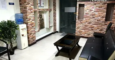 Warehouse 7 bathrooms in Dubai, UAE