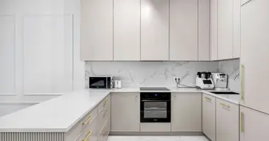 Casa 5 habitaciones en Varsovia, Polonia