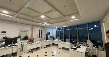 Office 1 805 m² in Moscow, Russia