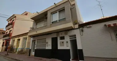 Adosado Adosado 4 habitaciones con Junto al mar en Torrevieja, España