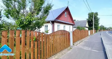 Maison dans Pietrykaw, Biélorussie