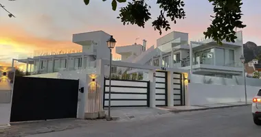 Дом 4 спальни в San Pedro Alcantara, Испания