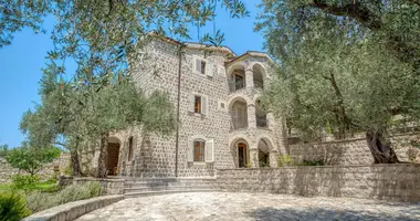 Villa 4 bedrooms in Katun Rezevici, Montenegro