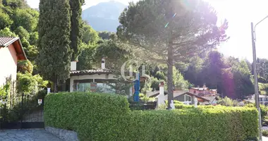 Villa 5 bedrooms with Veranda in Menaggio, Italy