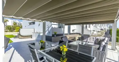 Bungalow 2 bedrooms in Torrevieja, Spain