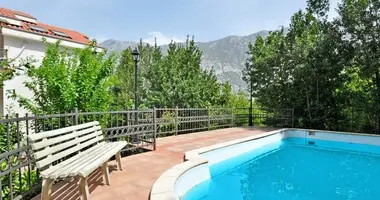 Villa 6 bedrooms with By the sea in Dobrota, Montenegro