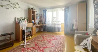 Wohnung 2 Zimmer in Vialikija Matykaly, Weißrussland