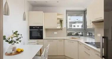 Wohnung 2 zimmer in Warschau, Polen