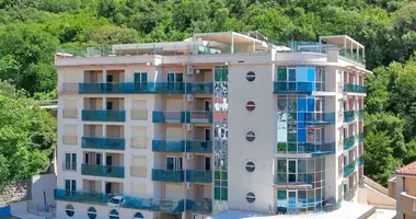 Wohnung 1 Schlafzimmer in Przno, Montenegro
