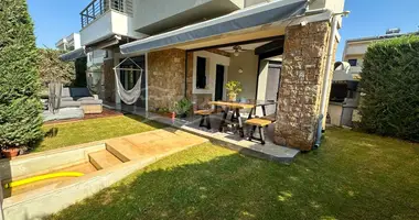 4 bedroom house in Nikiti, Greece