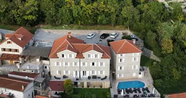 Villa 11 bedrooms in Perast, Montenegro