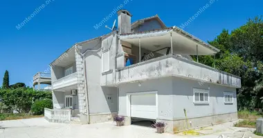Investissement 300 m² dans Tivat, Monténégro