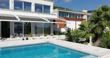 Villa 7 bedrooms with Furnitured, with Air conditioner, with Sea view in Herceg Novi, Montenegro