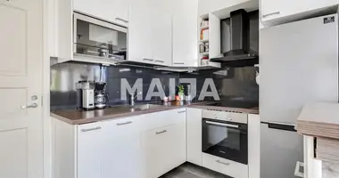 Wohnung 3 zimmer in Verwaltungsgemeinschaft Helsinki, Finnland