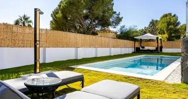 Villa 4 bedrooms in Altea, Spain