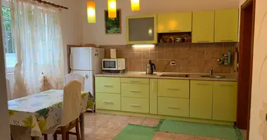 Apartamento 2 habitaciones en Petrovac, Montenegro