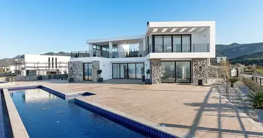 Villa 3 chambres avec Vue sur la mer dans Kyrenia, Chypre du Nord