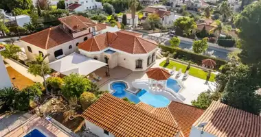 Дом 5 спален в Тала, Кипр