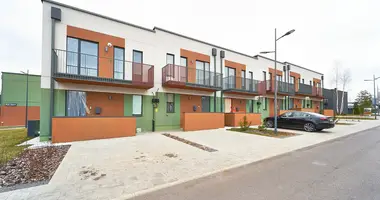 Ático Ático 3 habitaciones con Doble acristalamiento, con Terraza, con Patio en Kalodziscanski sielski Saviet, Bielorrusia