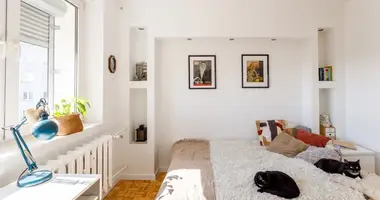 Mieszkanie 4 pokoi w Poznań, Polska