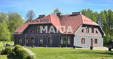 Hotel 600 m² en Macitajmuiza, Letonia
