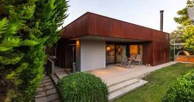 Cottage 3 bedrooms in Nea Michaniona, Greece