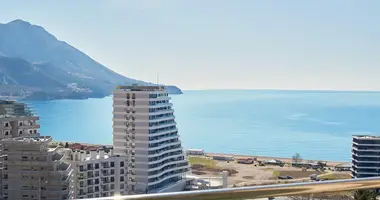 2 bedroom apartment in Becici, Montenegro