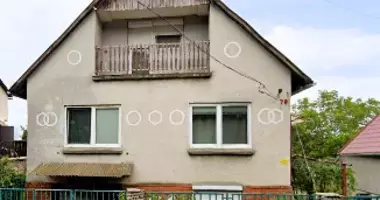 8 room house in Kisber, Hungary