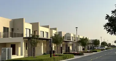 Apartamento 3 habitaciones en Dubái, Emiratos Árabes Unidos