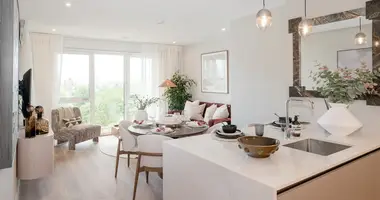 2 bedroom apartment in London, United Kingdom