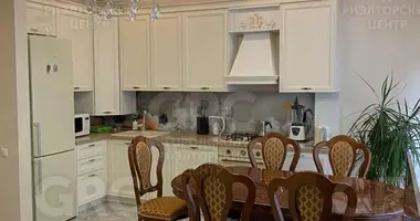 Apartamento 3 habitaciones en Rusia