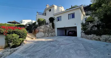 Villa en Kamares, Chipre