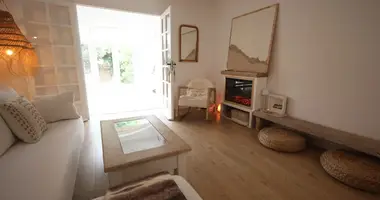 Haus 2 Schlafzimmer in Artola, Spanien
