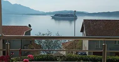 2 bedroom apartment in Baošići, Montenegro