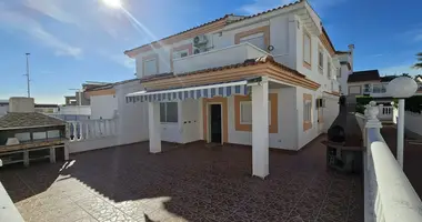 Duplex 4 bedrooms in Torrevieja, Spain