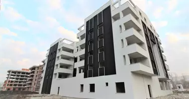 Mieszkanie 4 pokoi w Goeruekle Mahallesi, Turcja