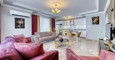 3 bedroom apartment in Mahmutlar, Turkey