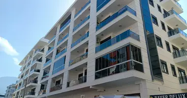 1 bedroom apartment in Mahmutlar, Turkey