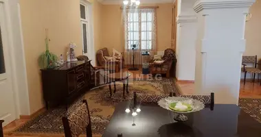 Villa 5 bedrooms with Central heating, with Yes, with Yes in Tbilisi, Georgia