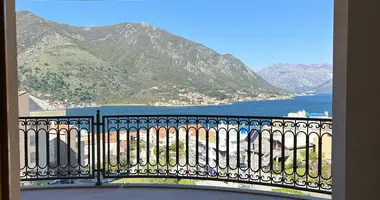 2 bedroom apartment in Dobrota, Montenegro
