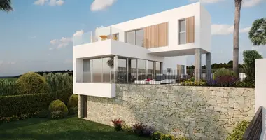 Villa 4 bedrooms in Algorfa, Spain